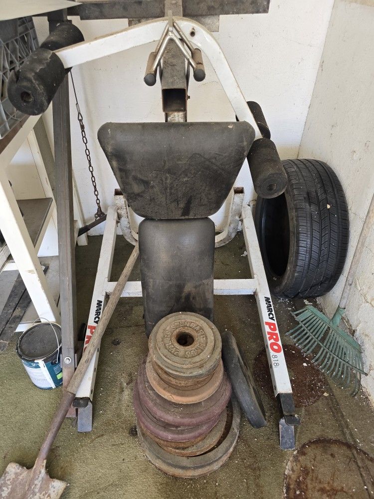 Marcy PRO WEIGHT BENCH AND WEIGHTS