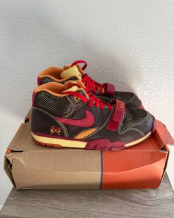 Huf x Nike Trainer 1 Gold Digger SB (2005 release). Size 10
