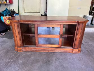 TV Stand FREE