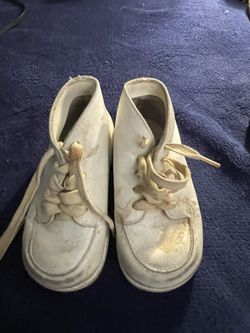 Vintage baby walking shoes, toddler shoes,