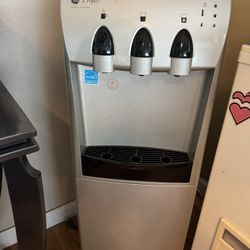 GE Profile Water Dispenser