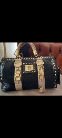 VERY BEAUTIFUL  ELEGANT AUTHENTIC VERSACE HANDBAG COLLECTION GOOD CONDITION