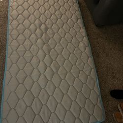 2 Twin Mattresses
