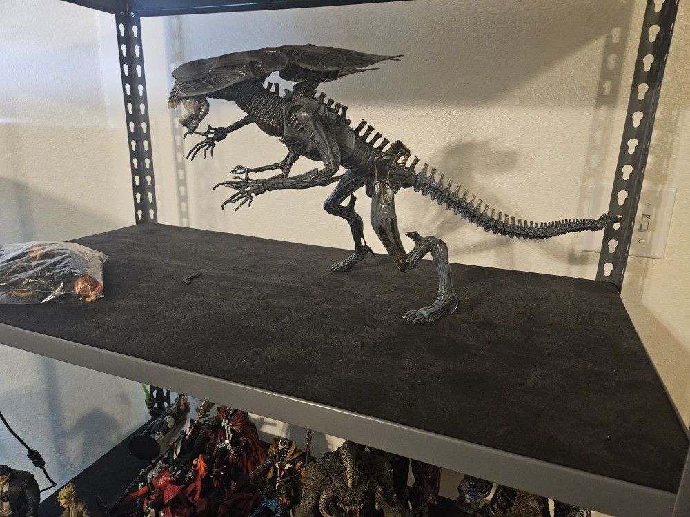 Neca Aliens Lot