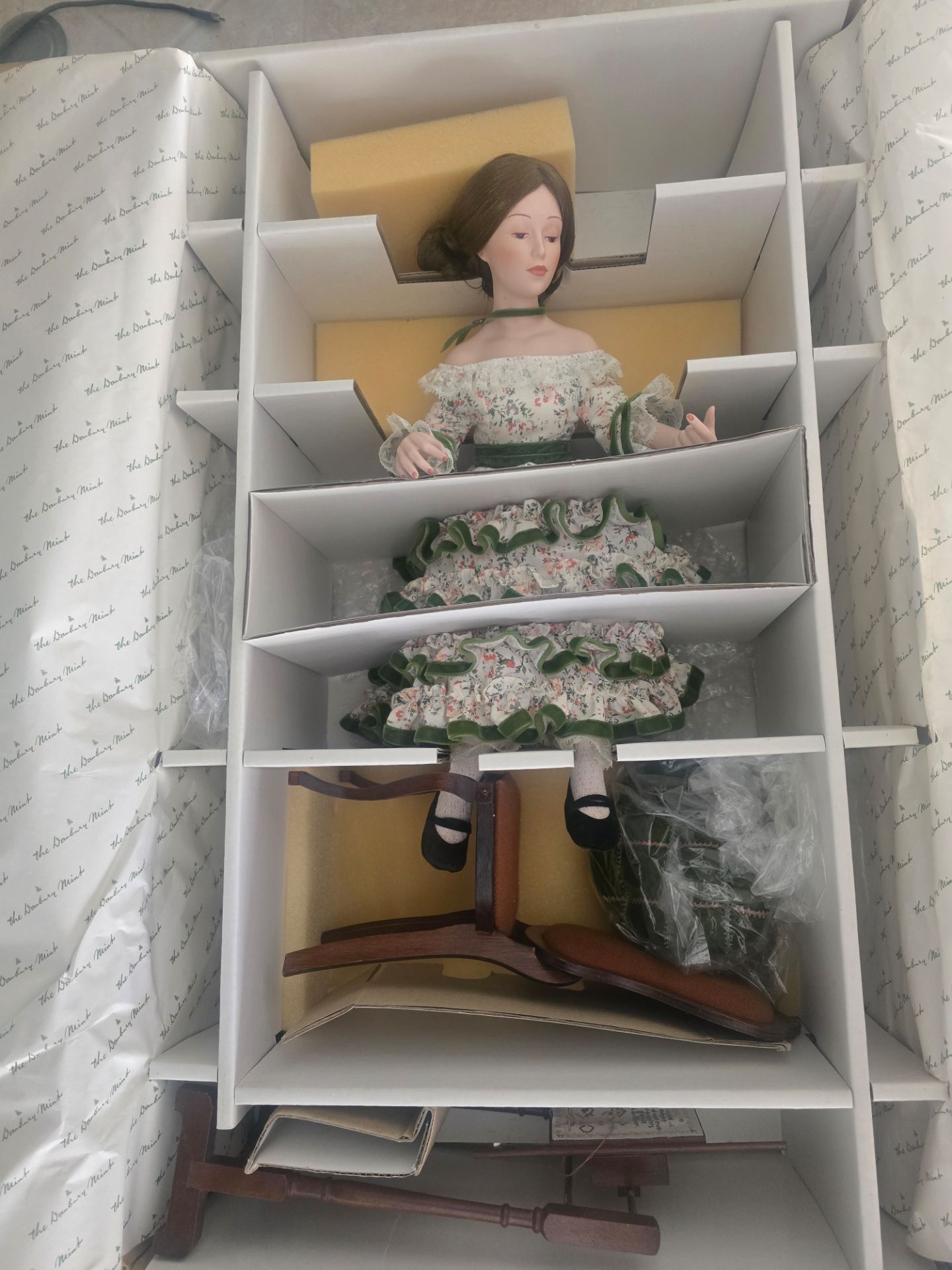 Lots of beautiful antique dolls
