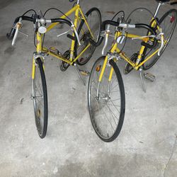 Vintage Schwinn Le Tour Bikes - His & Hers, yellow 