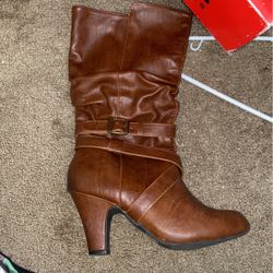 Womens Boots Brand New Size 8 $20