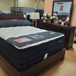 4pc Queen Bedroom Set