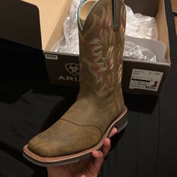 Ariat Boots Brand New Size 8 Women’s