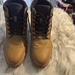 Botas Men’s Size 12