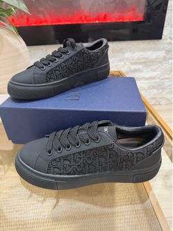 Black Dior shoes