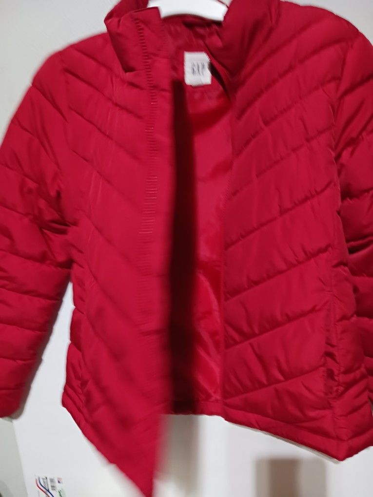 Girls Puffy Jacket. / Chamarrita Acoginada.