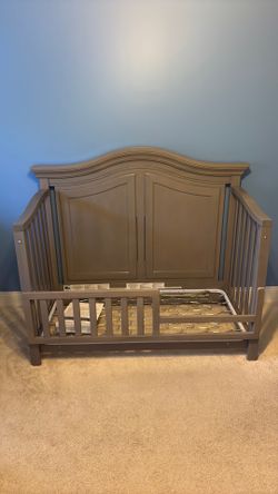 Providence 4-in-1 Convertible Crib in Stone Gray