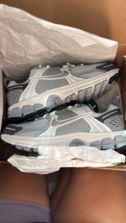 Nike Vomero 5