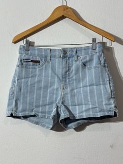 Tommy Hilfiger Womens Medium Wash Cuffed Denim Jean Shorts Used Size 6