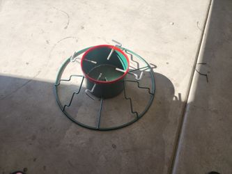 Christmas tree holder