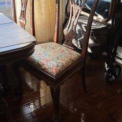 4 vintage chairs