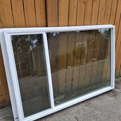 Newer Vinyl Window 72x48
