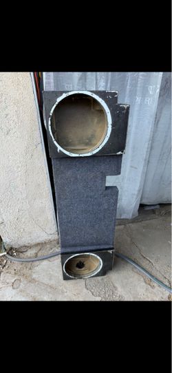 Caja para Bosina usada mide 10”