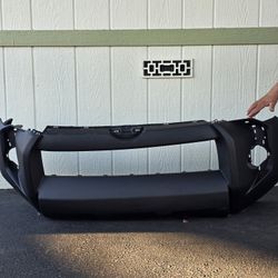 Toyota 4RUNNER Front Bumper 