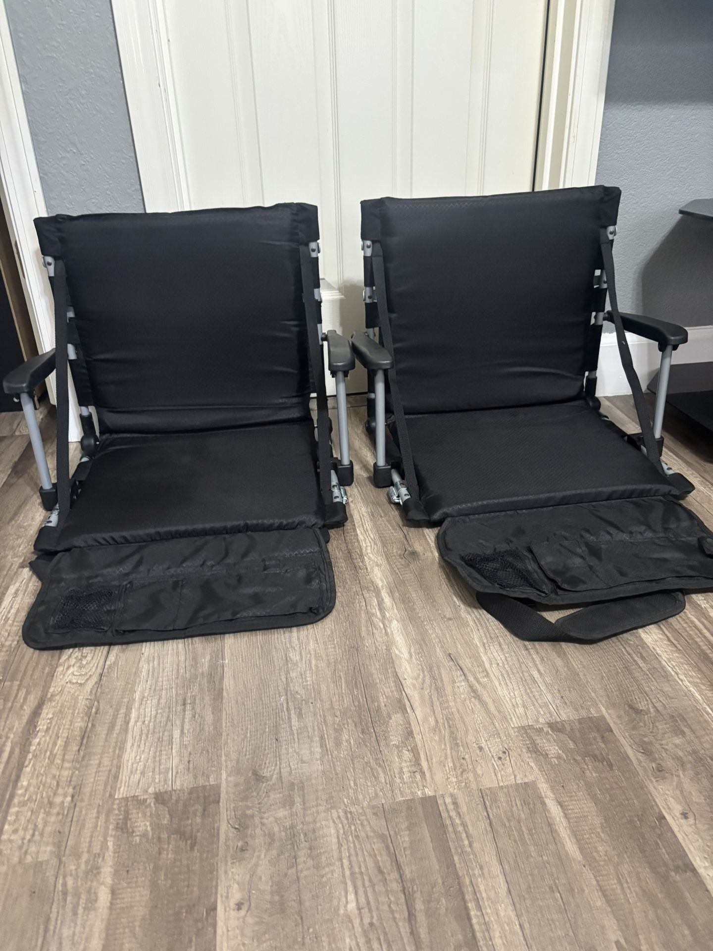 Black Folding Stadium Seats With Armrests