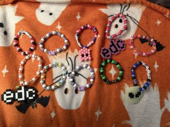 LEFTOVER RAVE KANDI