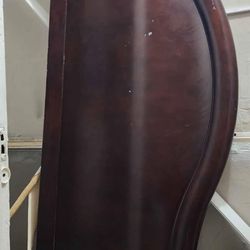 King Sleigh Bed