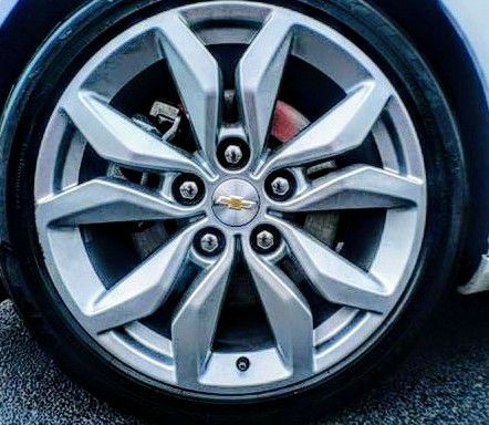 (2) 18" Chevrolet Impala OEM Wheels and Tires with TPMS