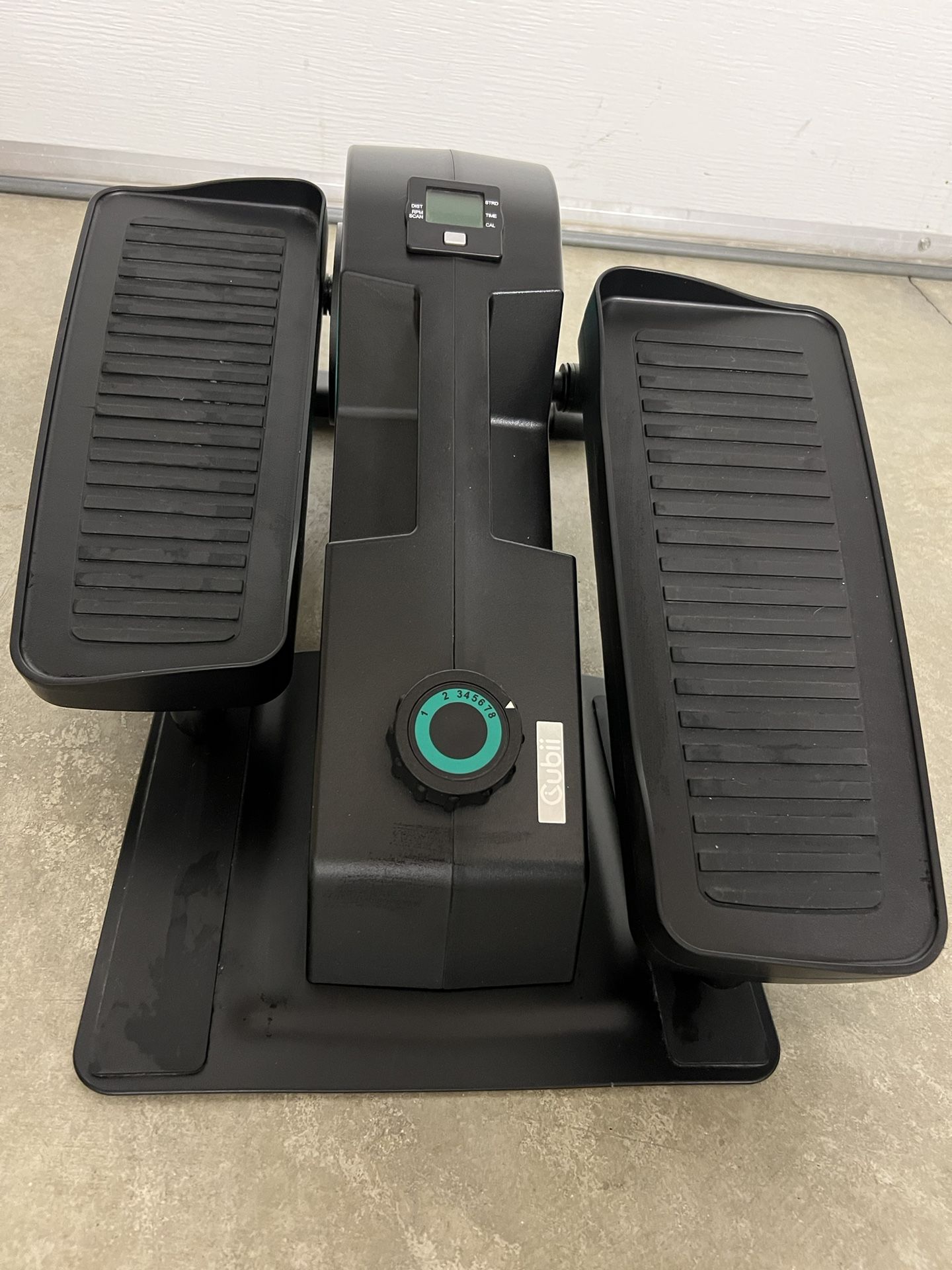 Cubii-UNDER DESK ELLIPTICAL TO WORK OUT WHILE YOU SIT