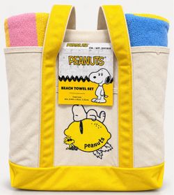 Peanuts Snoopy & Lucy Lemonade Beach Towel Set with Tote Bag New With Tags