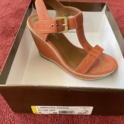 Size 8 Women’s Franco Sarto Sandals 
