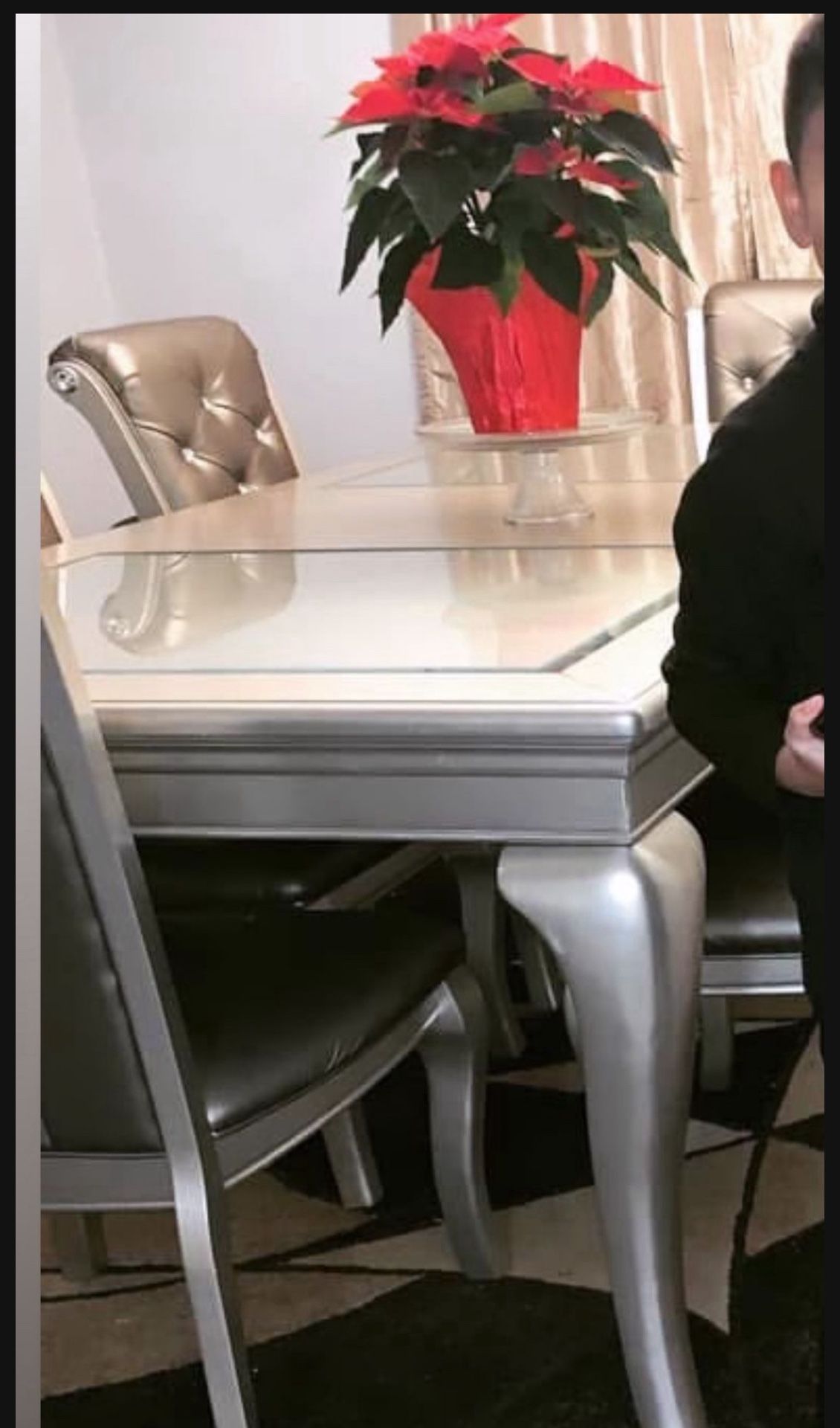 Hampton Dining Table