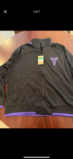 Kobe Zip Up XL New 
