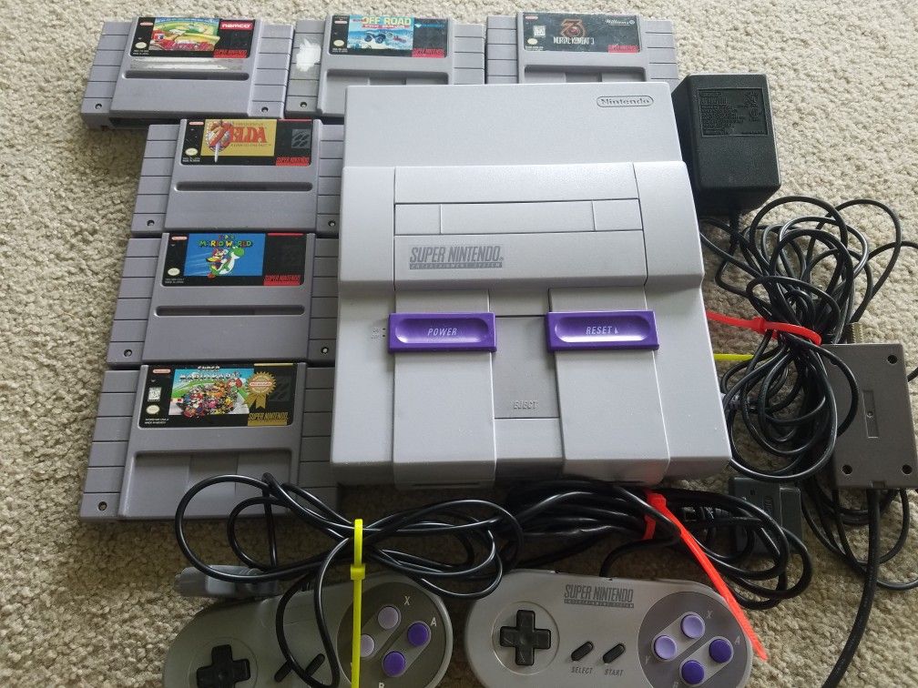 Super Nintendo with 6 games