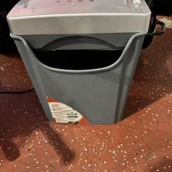 Paper Shredder