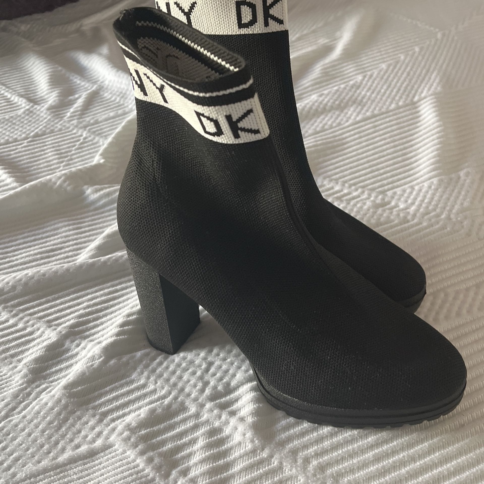 DKNY Boot HEELS