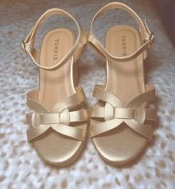 Torrid Gold Strappy Cork Wedge (WW) 8.5