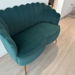 Elegant Forest Green Velvet Loveseat