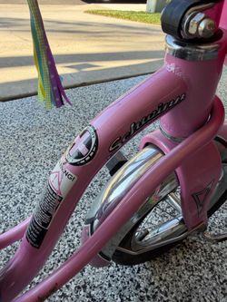 Schwinn Roadster Classic Tricycle for Toddlers, 12" Front Wheel, Ages 2-4, Hot Pink