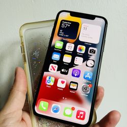 iPhone X Unlocked 256GB - SEE PICS