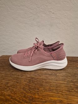 Skechers Hands Free Slip-ins: Ultra Flex 3.0 Athletic Running Shoes
Women's Size US 6.5
