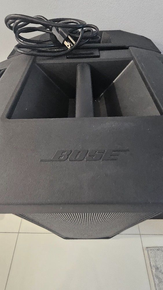 Bose F1 SUBWOOFER- Black 