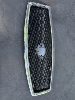 Infiniti Front Grille 