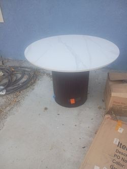 Round white coffee table