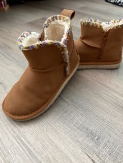Girl boots