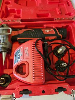 Milwaukee M12 PEX Expansion Tool Kit