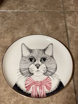 Pier 1 Cat Plate