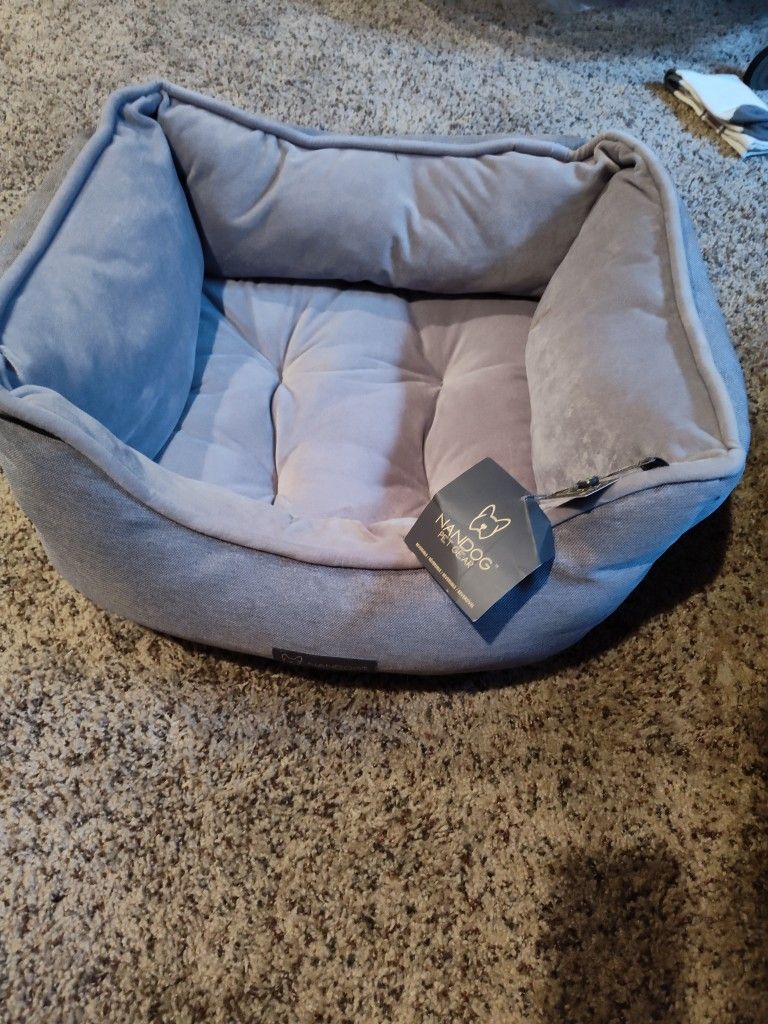Pet Bed Nan Grey.  22x16x9 H