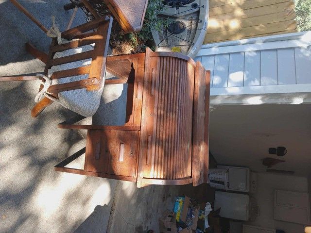 Antique Early 1900s Roll Top Desk With Chair