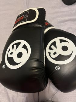 9 Round Kickbox Fitness Boxing Glove Set